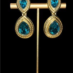 Swarovski Swan Teal Blue Clip On earrings